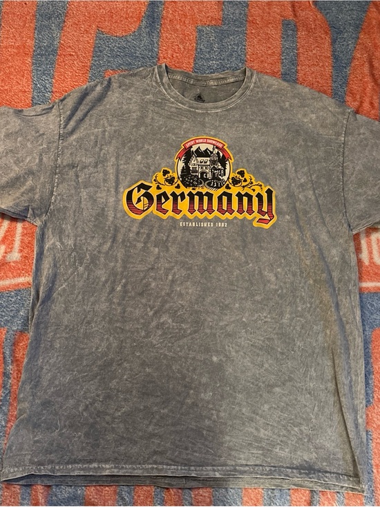 Disney Other - Walt Disney World EPCOT World Showcase Germany T-Shirt XXL